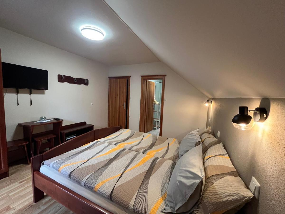 Na Logu - Farm Stay Ambroz Gregorc Солчава Экстерьер фото